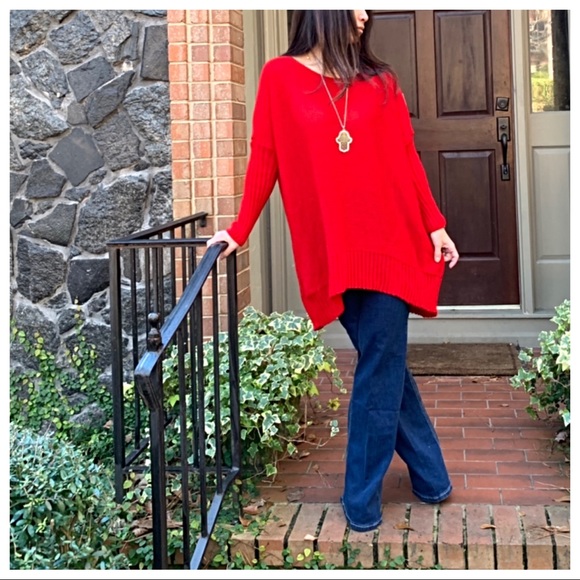 ✨LAST ONE ✨ITALY✨ red gorgeous loose fit sweater - Picture 4 of 8